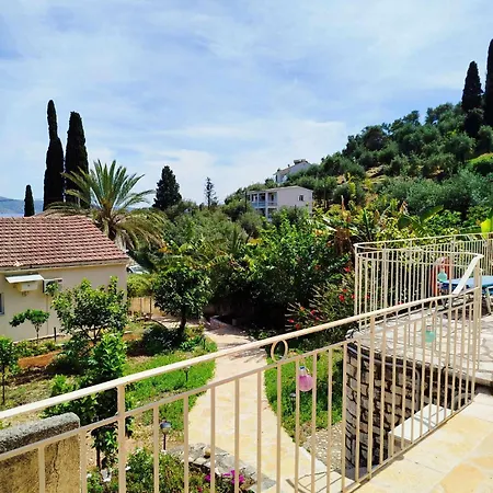 Apartment Lemonia *